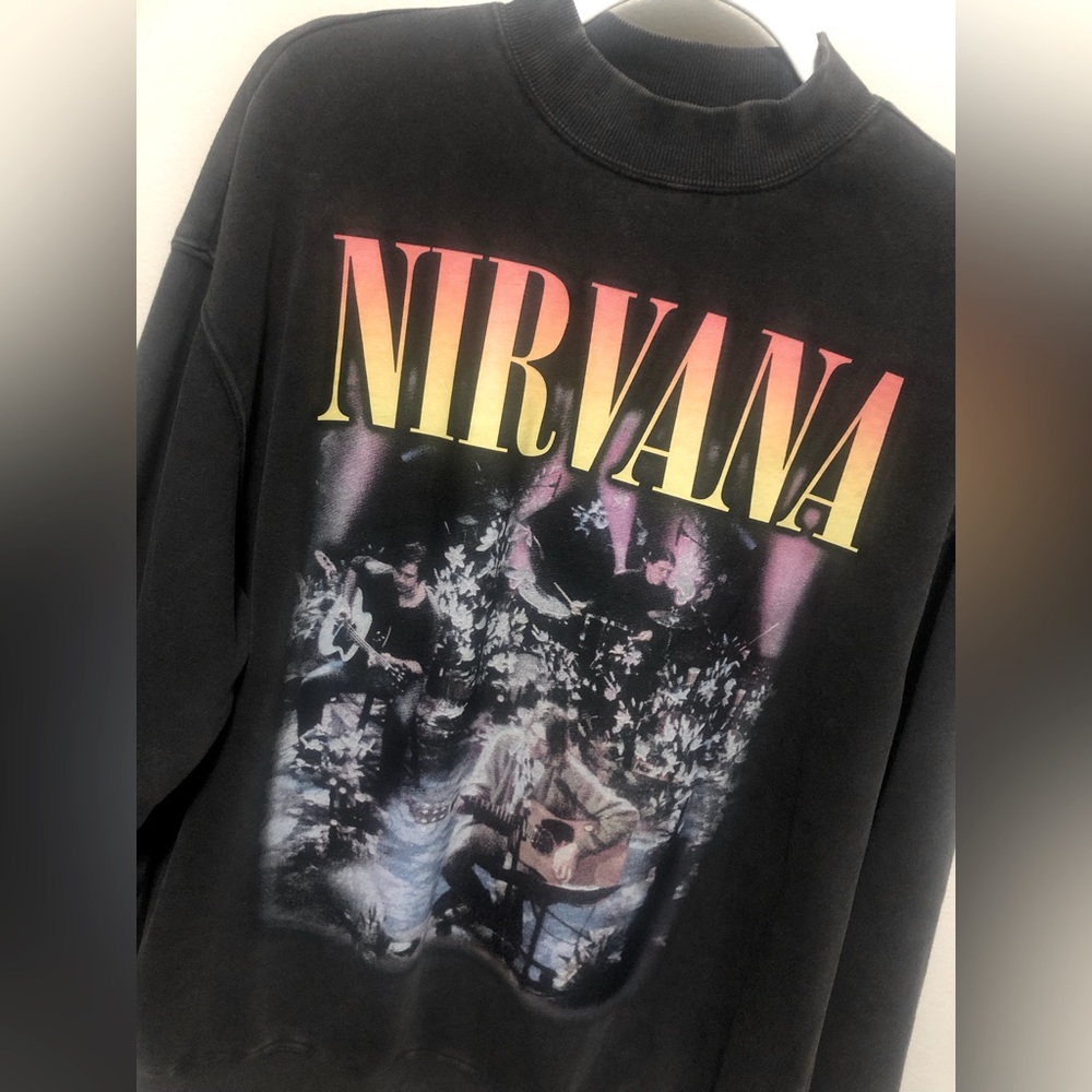 H&M Divided Small Gray Oversized Nirvana Unplugged Sweatshirt